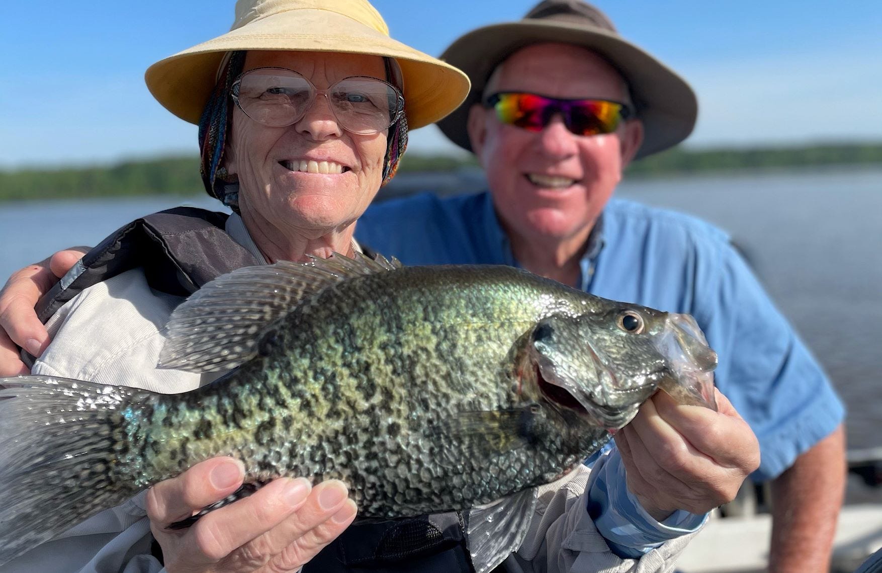 Long Line Trolling Jigs for Crappie #crappie #crappiefishing  #lakeoftheozarks #longlinefishing 