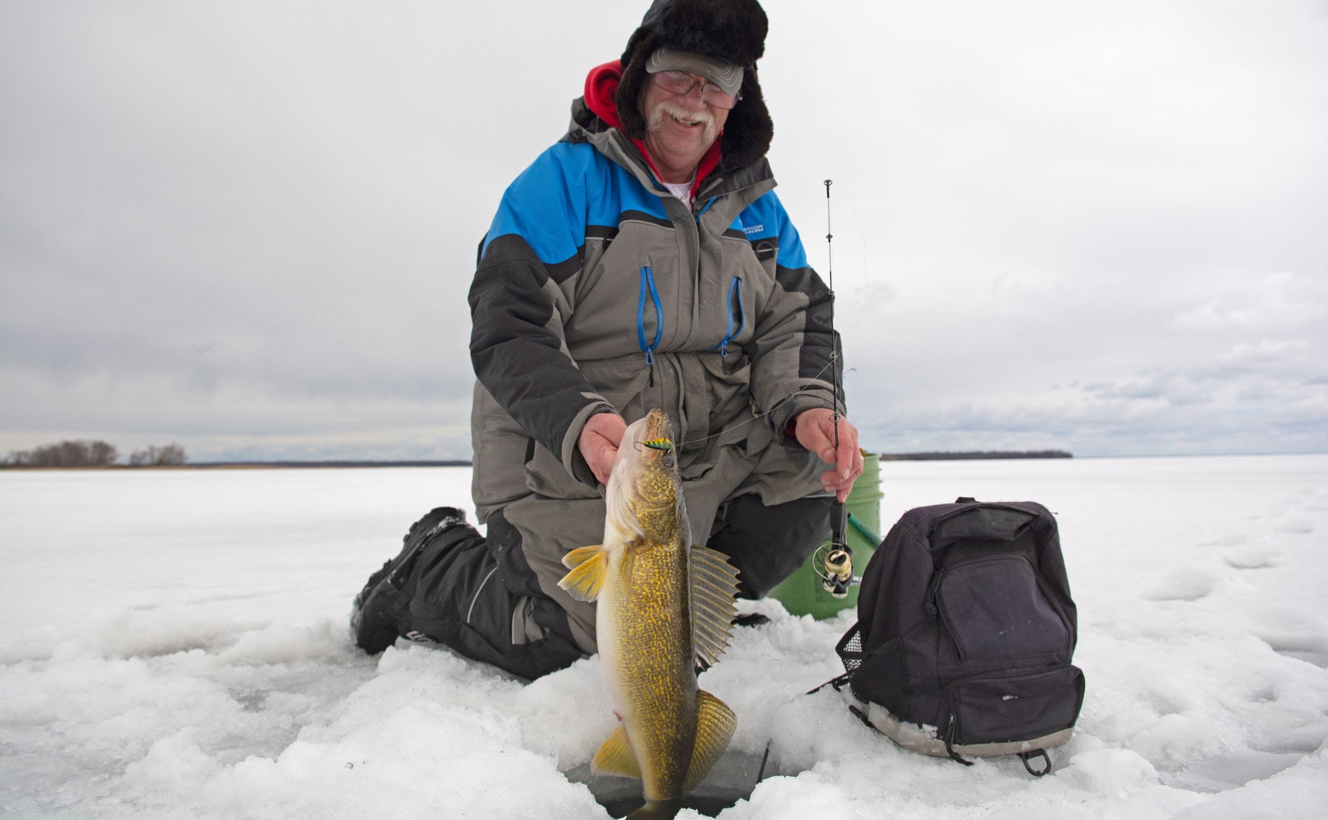 ice fishing walleye