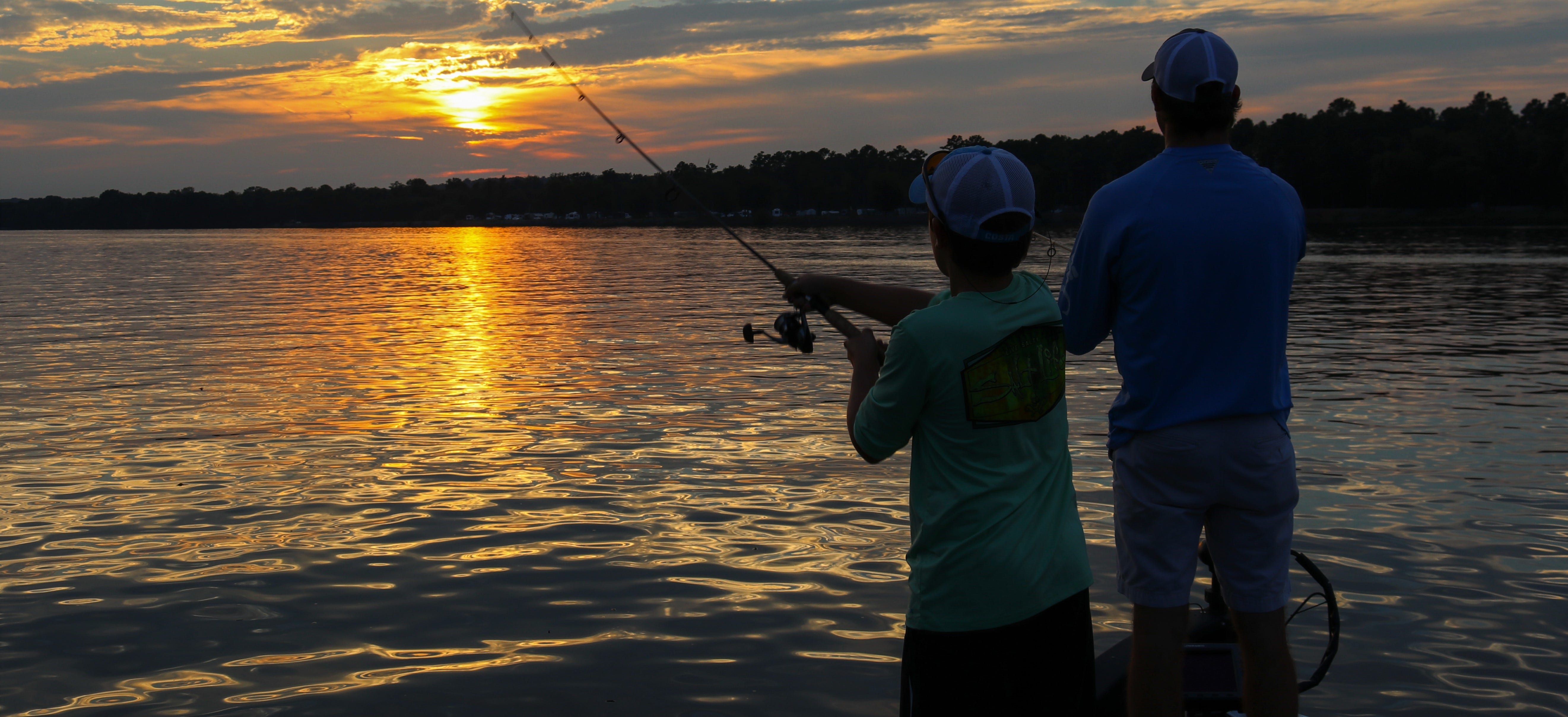 3 Proven Techniques for Catching Summer Bass at Night