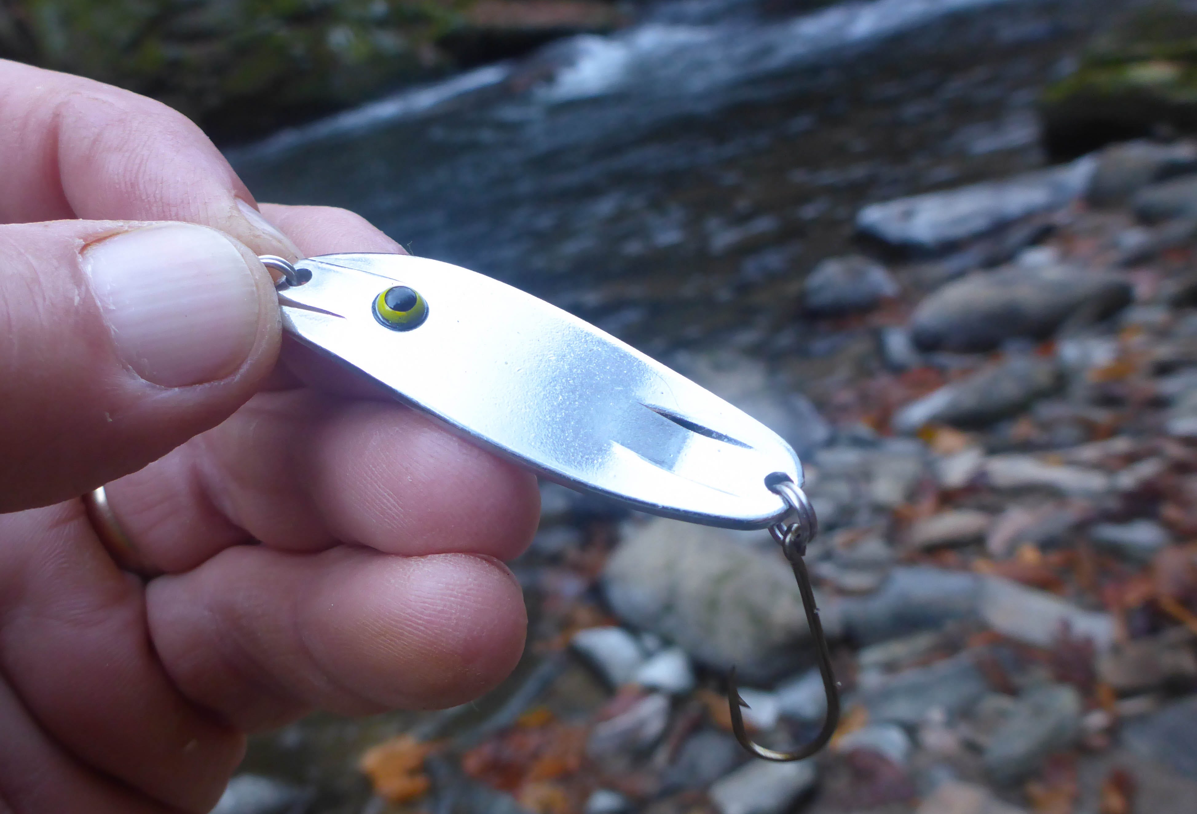 single hook trout spoon