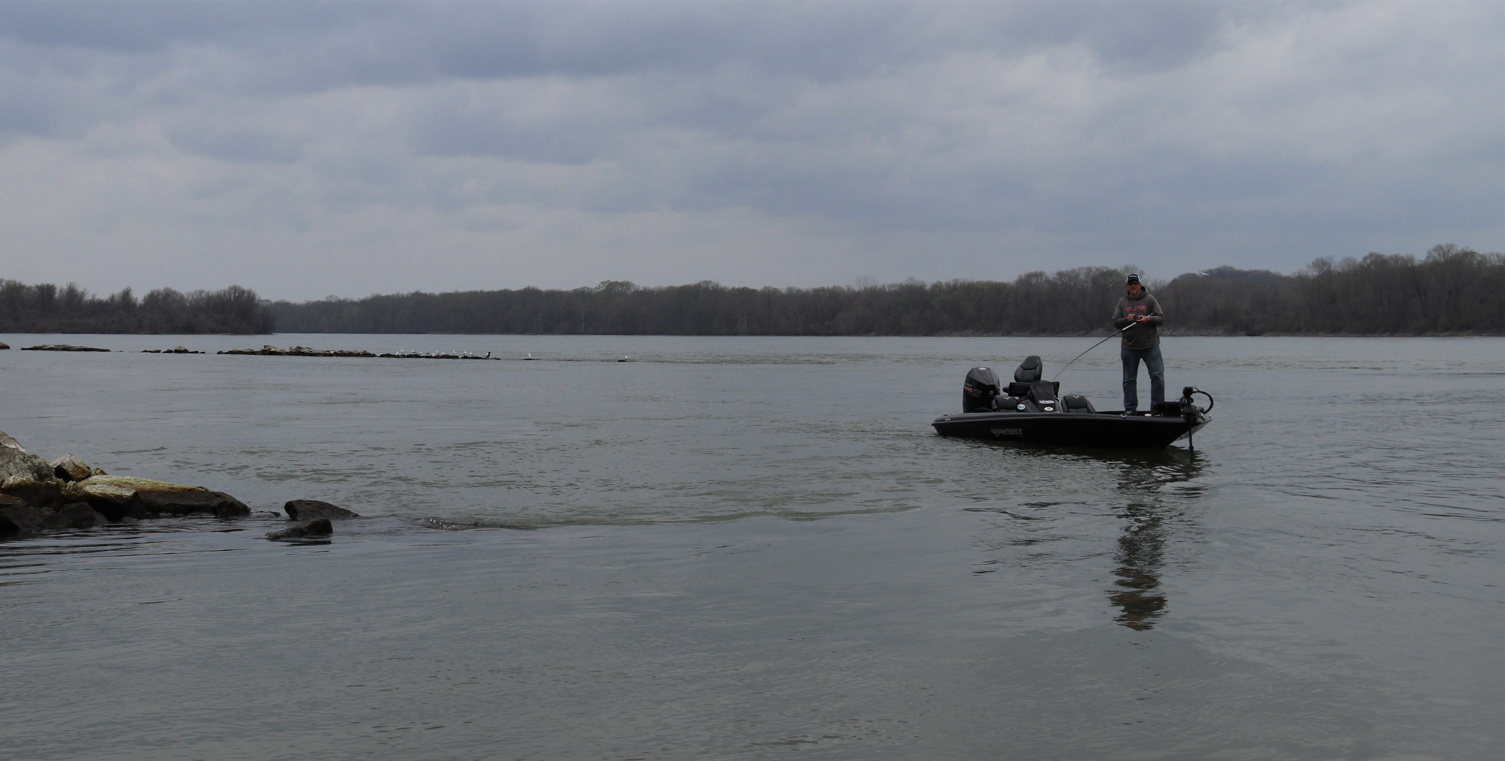 Crankbait fishing a current rip