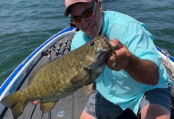 frank_scalish_smallmouth