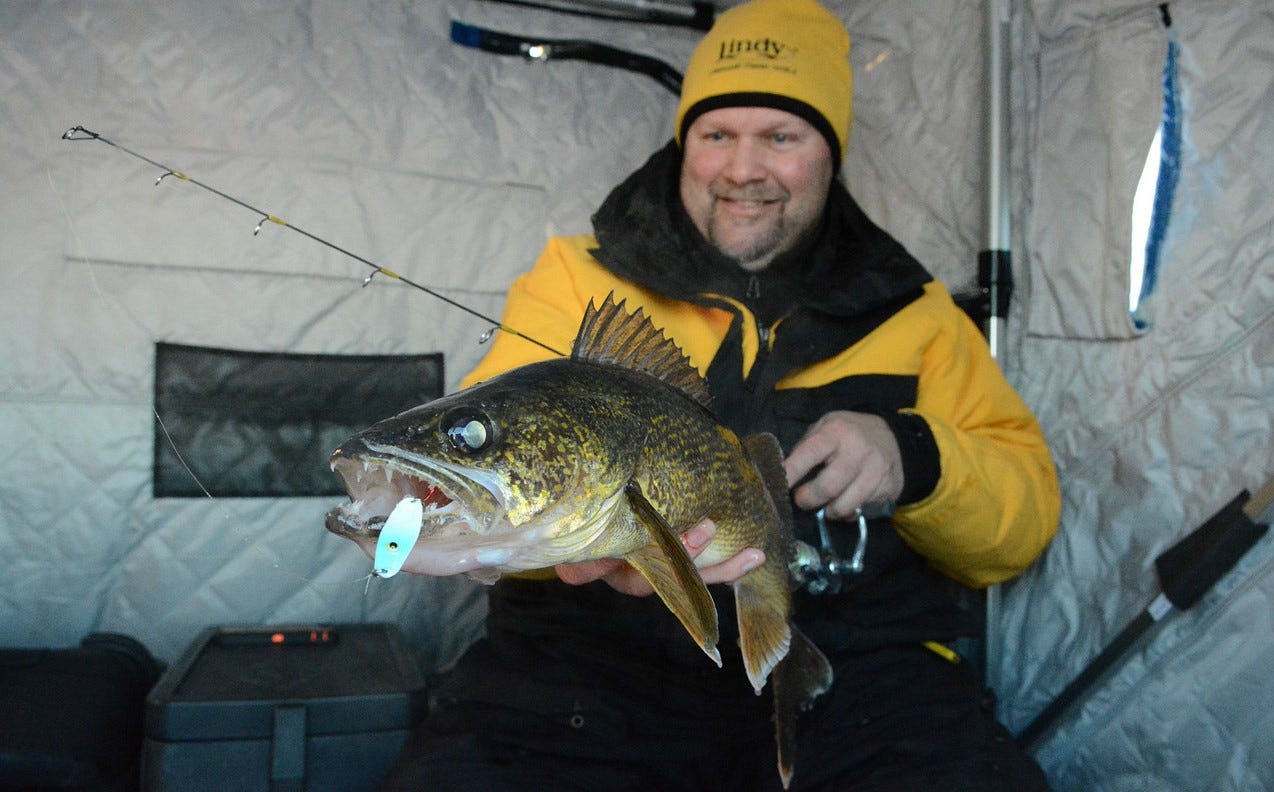 Quiver Spoon walleye